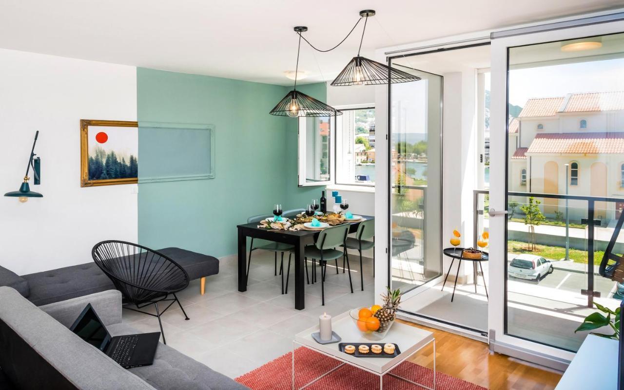 Rivus Apartments أوميس المظهر الخارجي الصورة