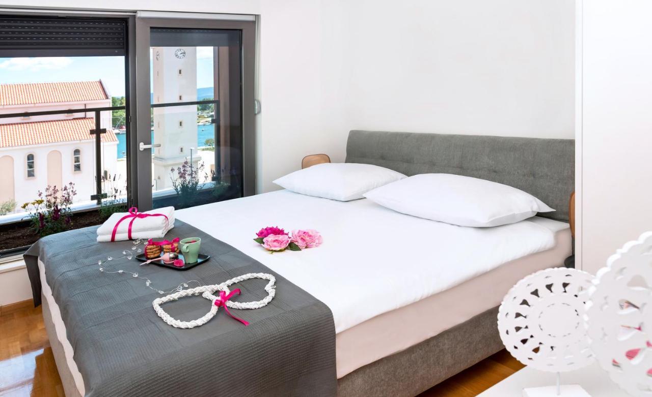 Rivus Apartments أوميس المظهر الخارجي الصورة