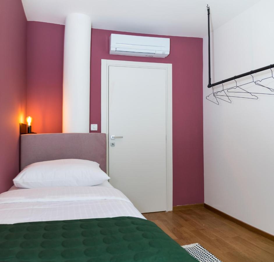 Rivus Apartments أوميس المظهر الخارجي الصورة